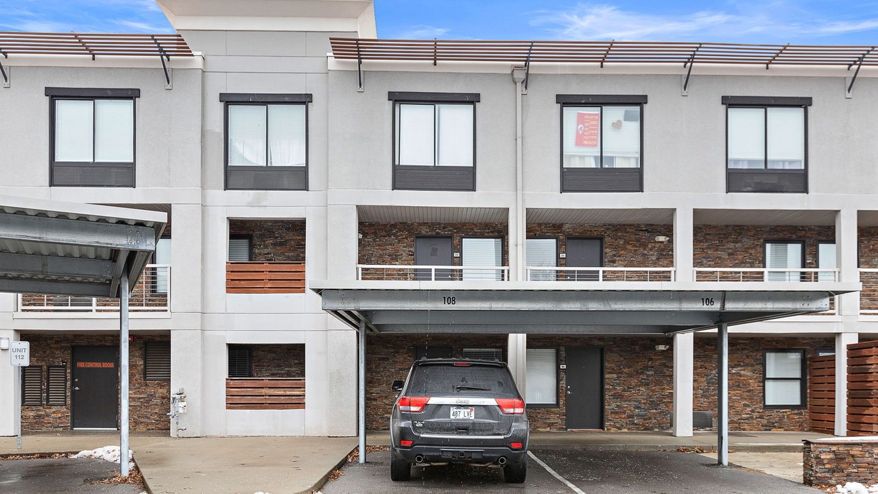 Photo of Outdoor in Overland Park