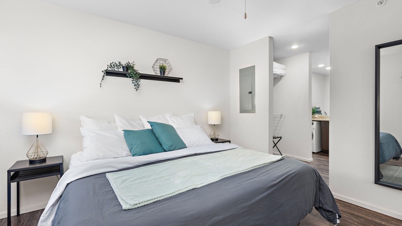 Photo of Bedroom in Overland Park