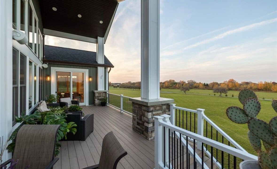 Photo of Patio Balcony in Ontario City