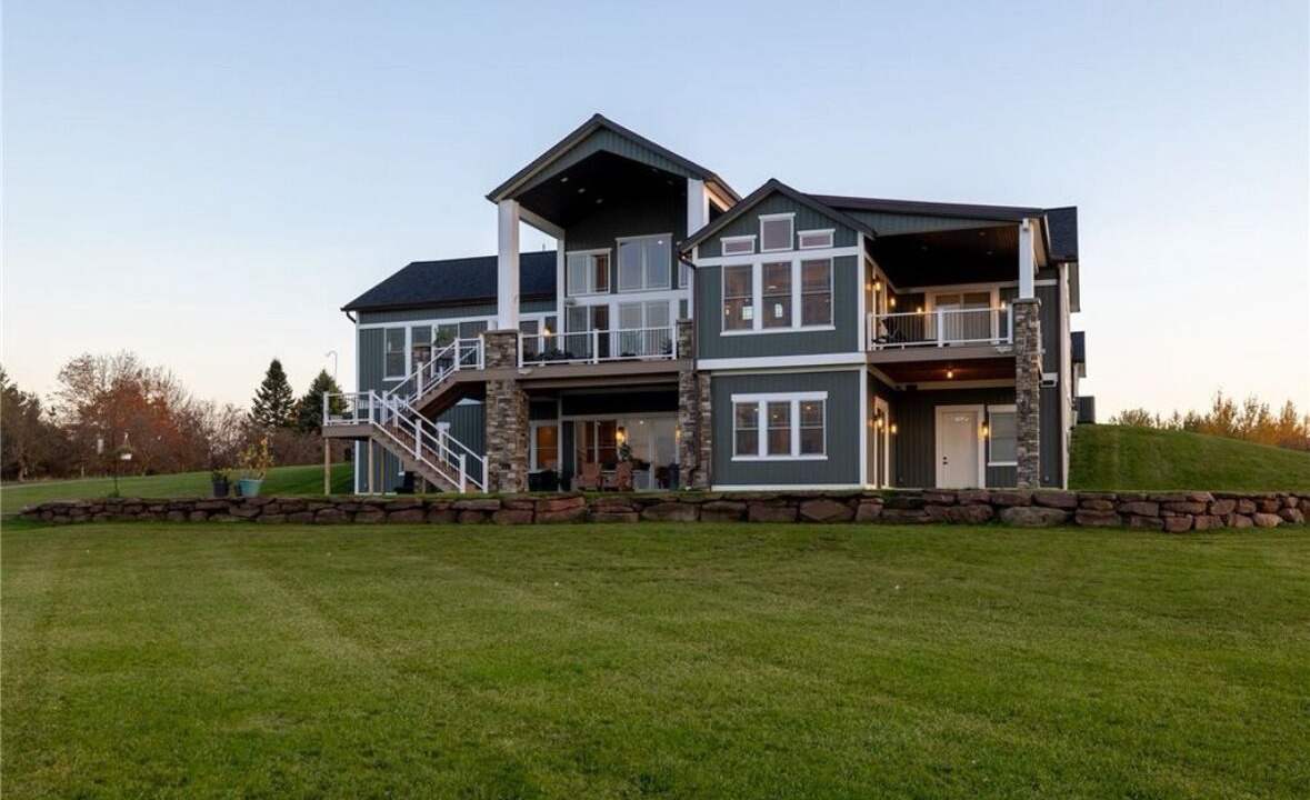 Photo of Outdoor in Ontario City
