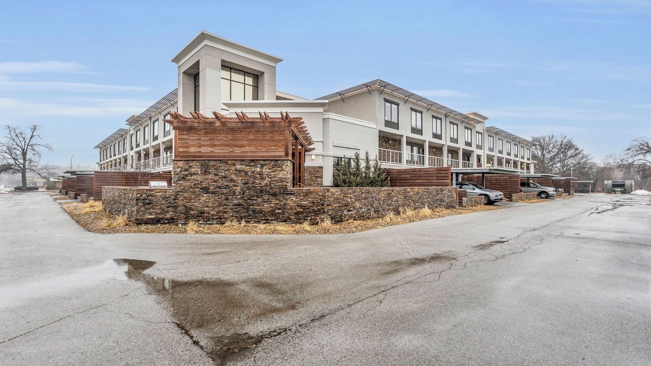 Photo of Outdoor in Overland Park