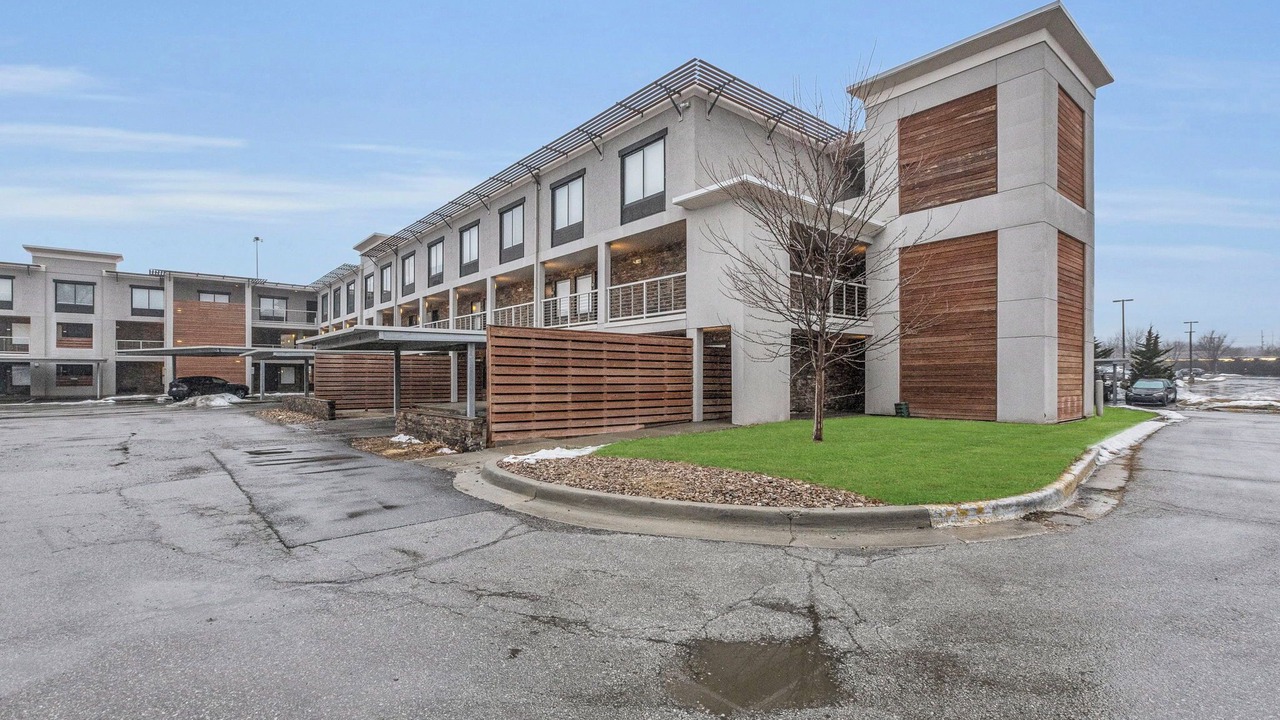 Photo of Outdoor in Overland Park
