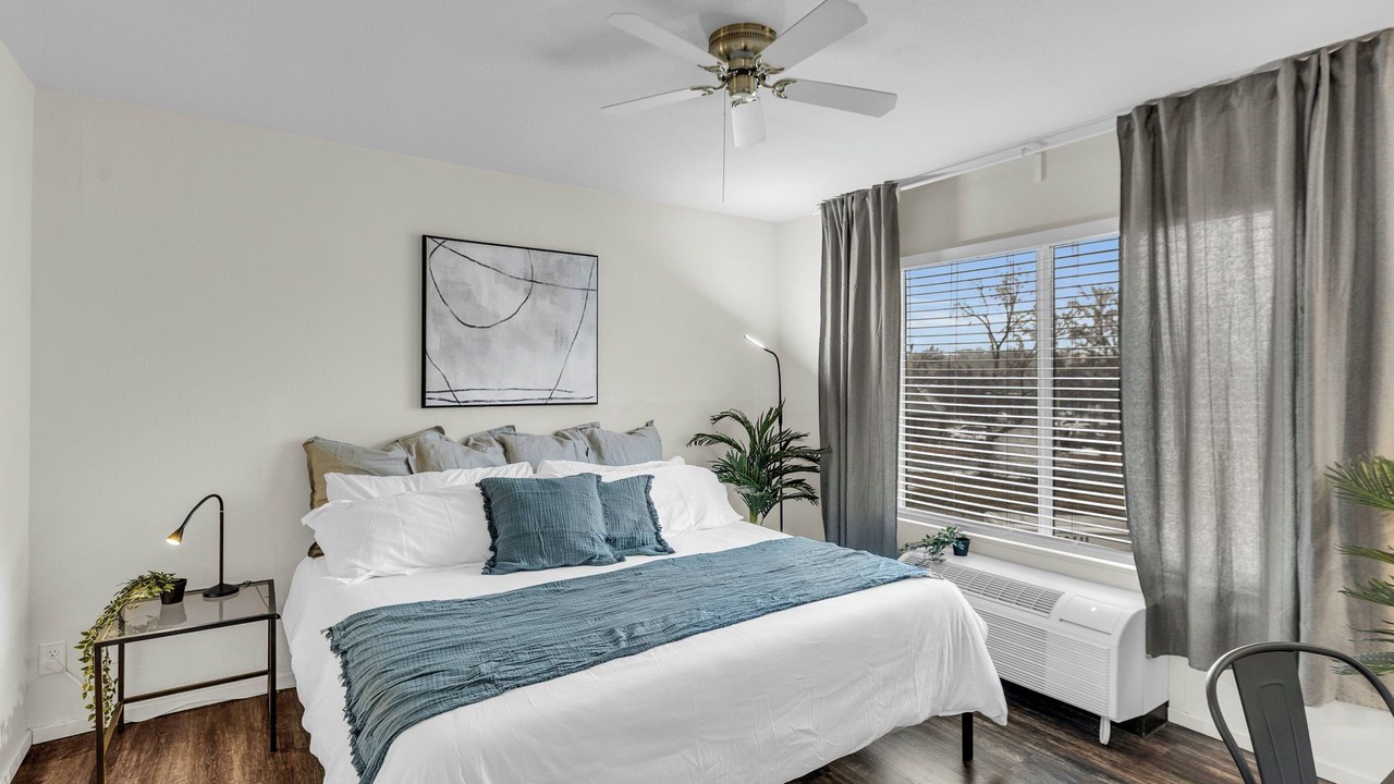 Photo of Bedroom in Overland Park