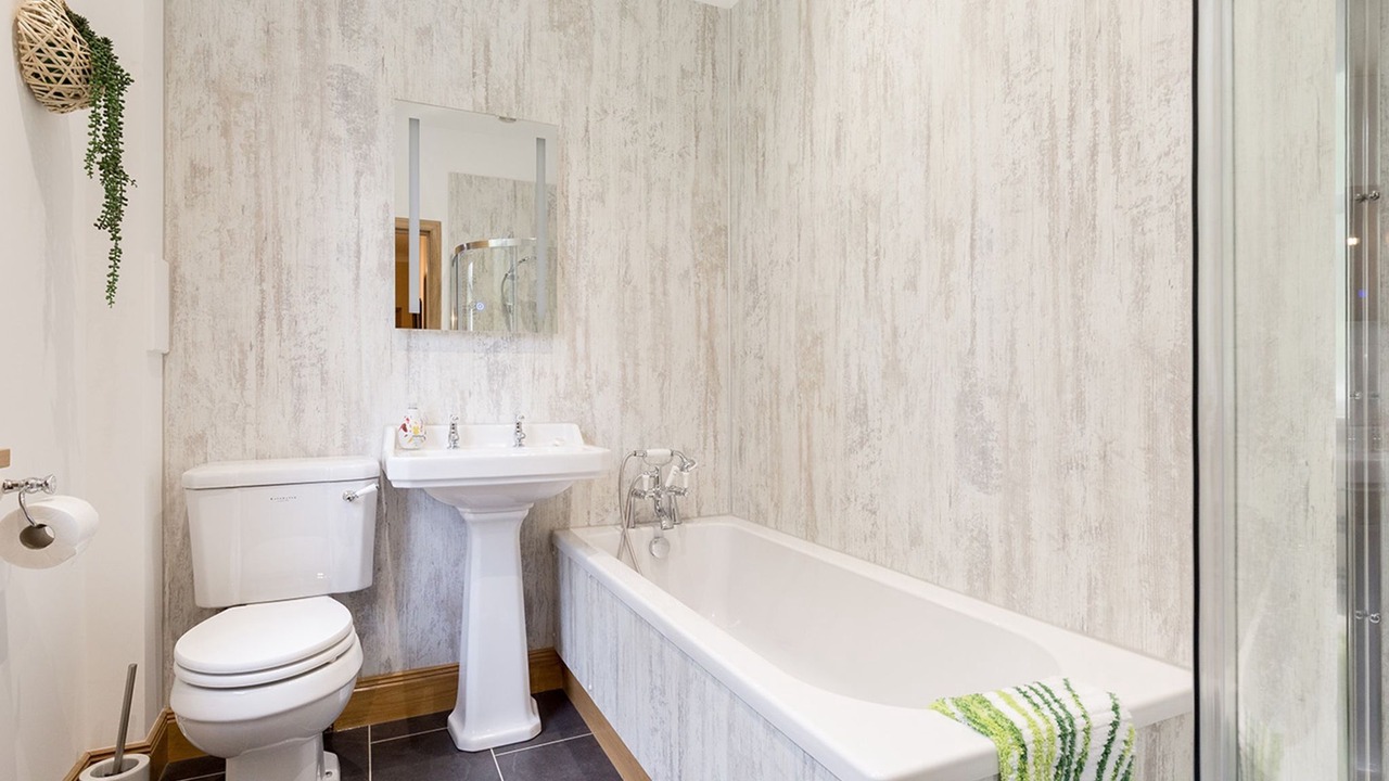 Photo of Bathroom in Maybole