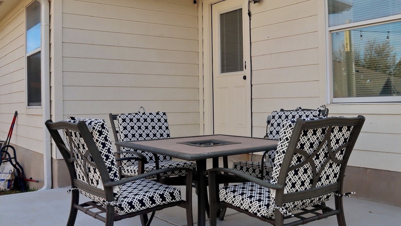 Photo of Outdoor in Manor