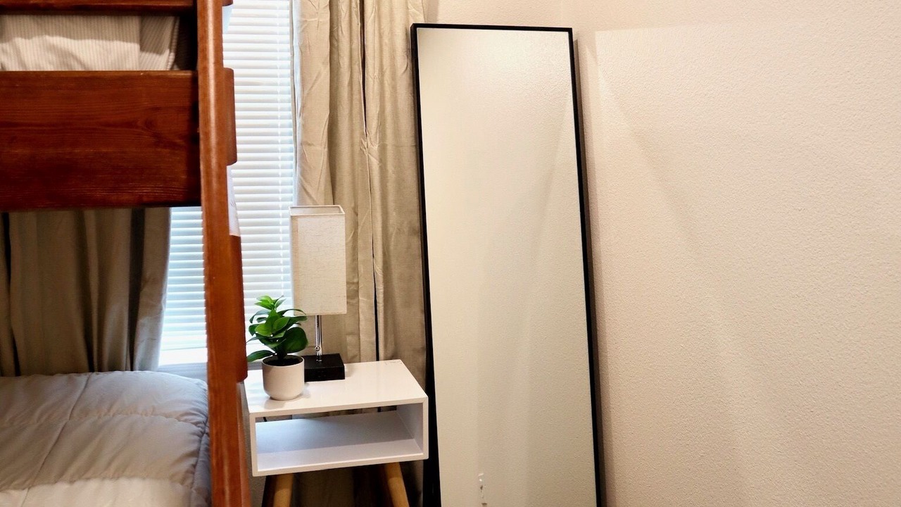 Photo of Bedroom in Manor