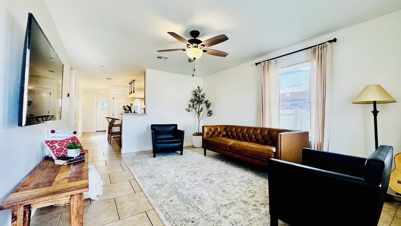 Photo of Livingroom in Manor