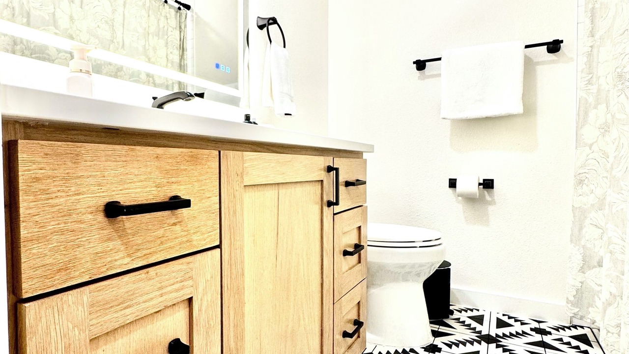 Photo of Bathroom in Manor