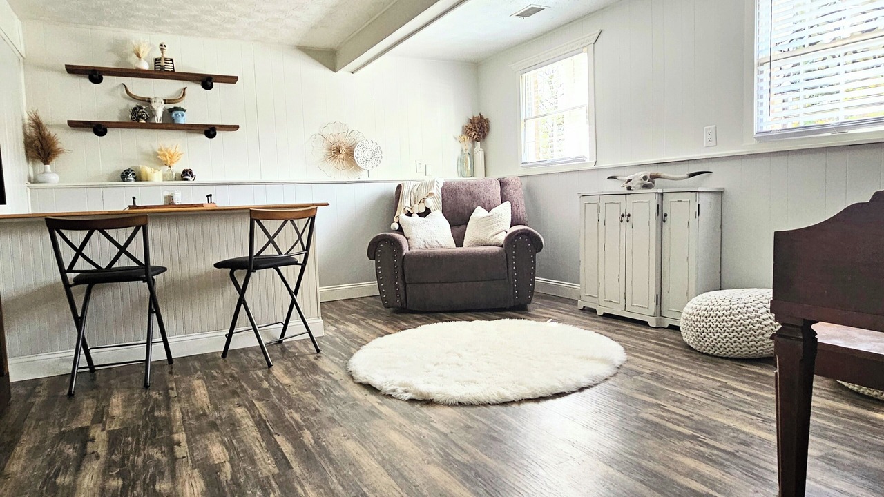 Photo of Livingroom in Webster Crossing