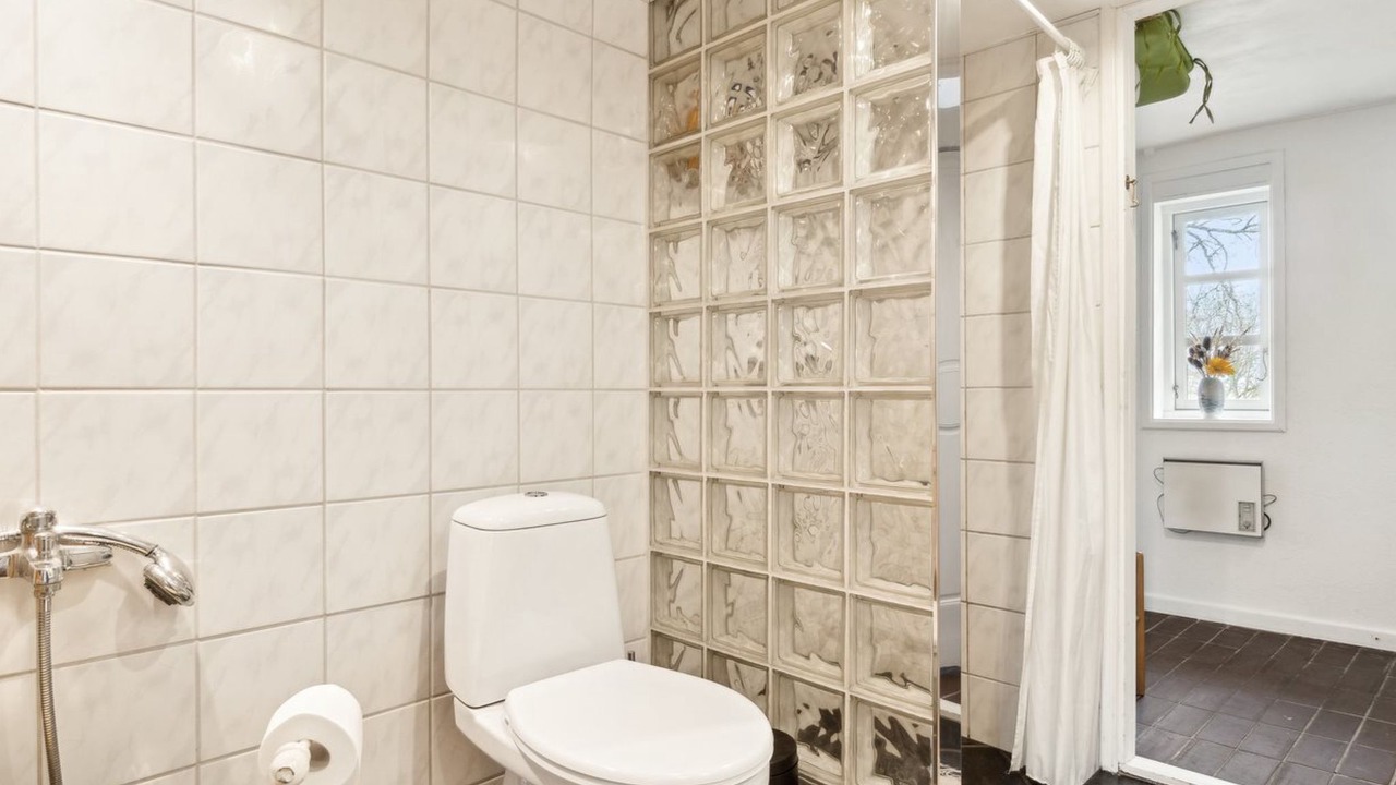 Photo of Bathroom in Nexo