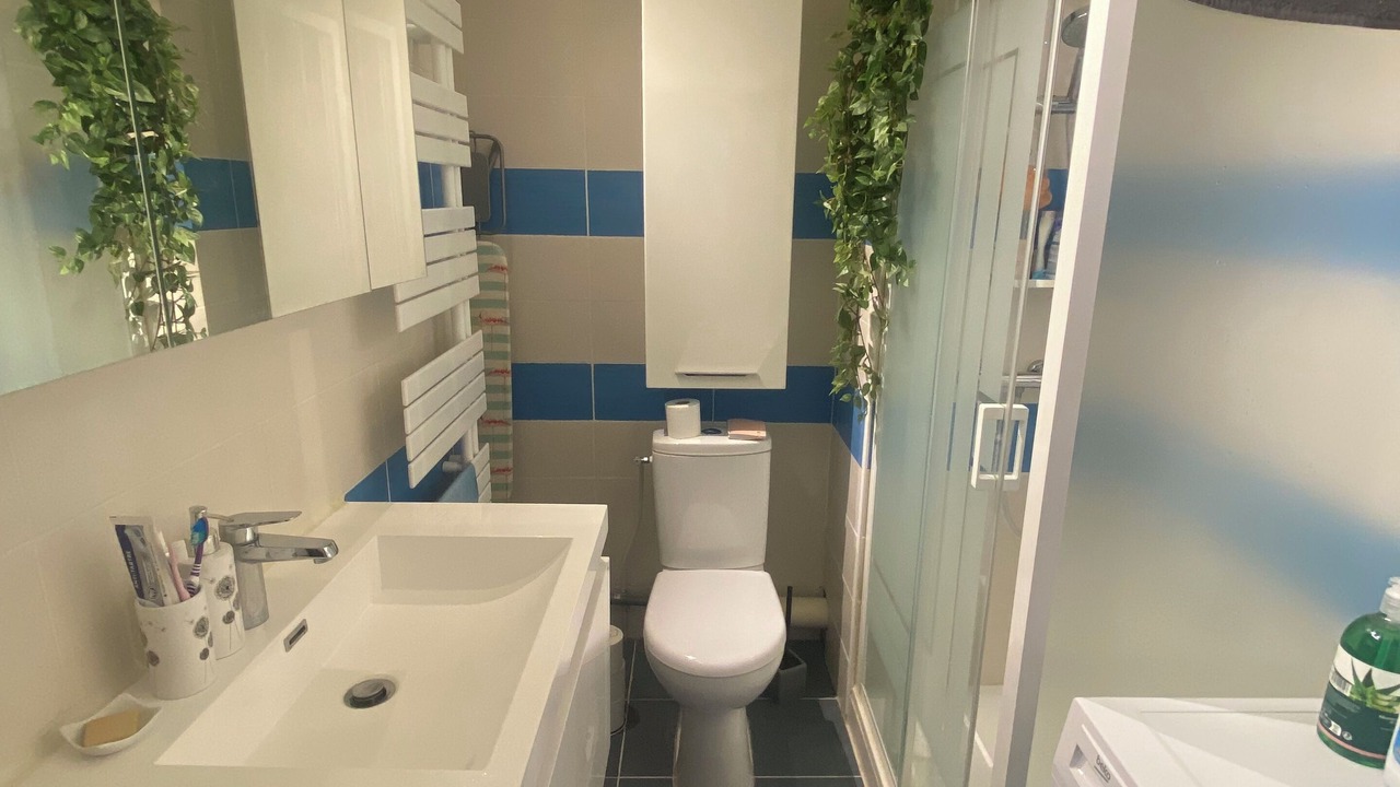 Photo of Bathroom in Cholet