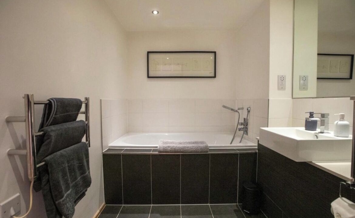 Photo of Bathroom in Dalgarno