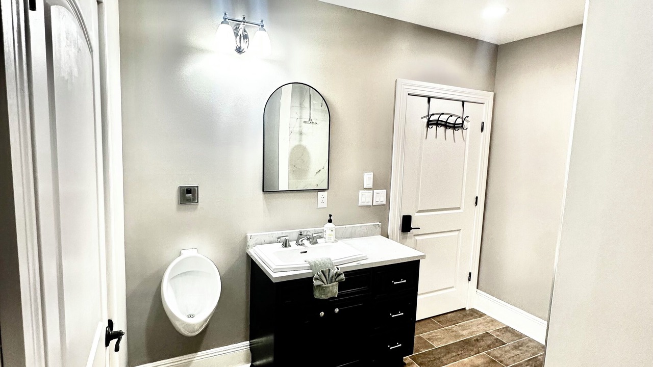 Photo of Bathroom in Ruth