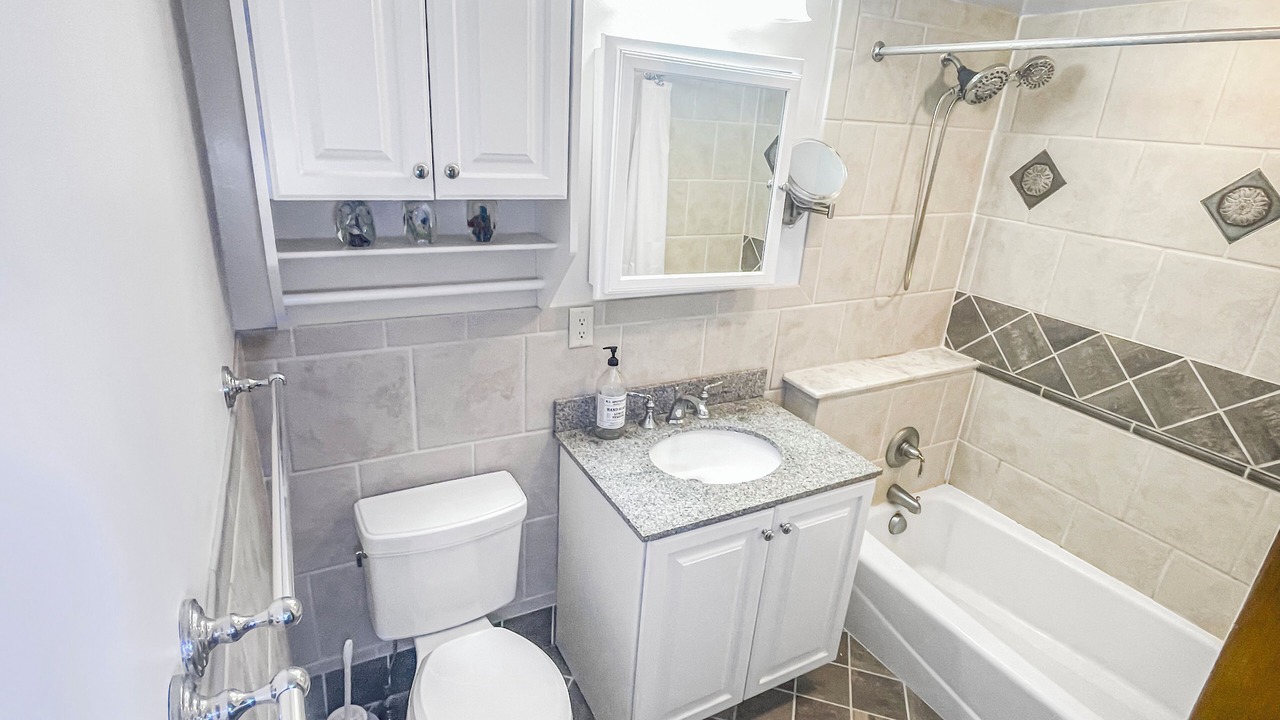 Photo of Bathroom in Ocean Grove