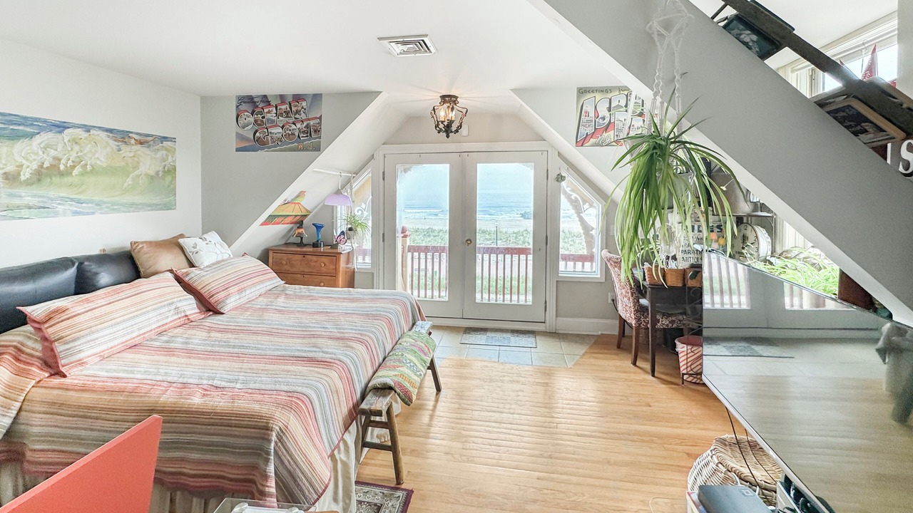 Photo of Bedroom in Ocean Grove