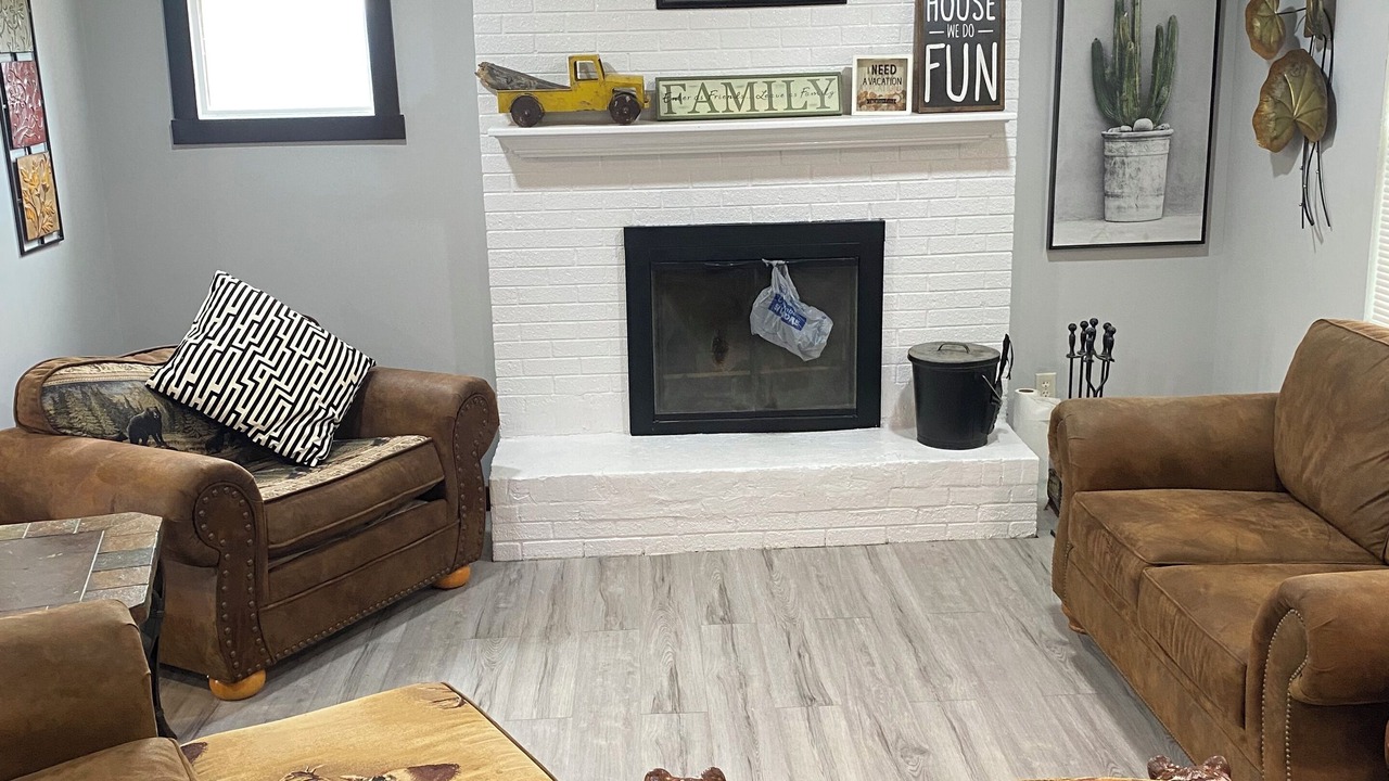 Photo of Livingroom in La Follette