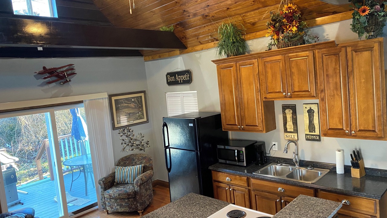 Photo of Kitchen in La Follette