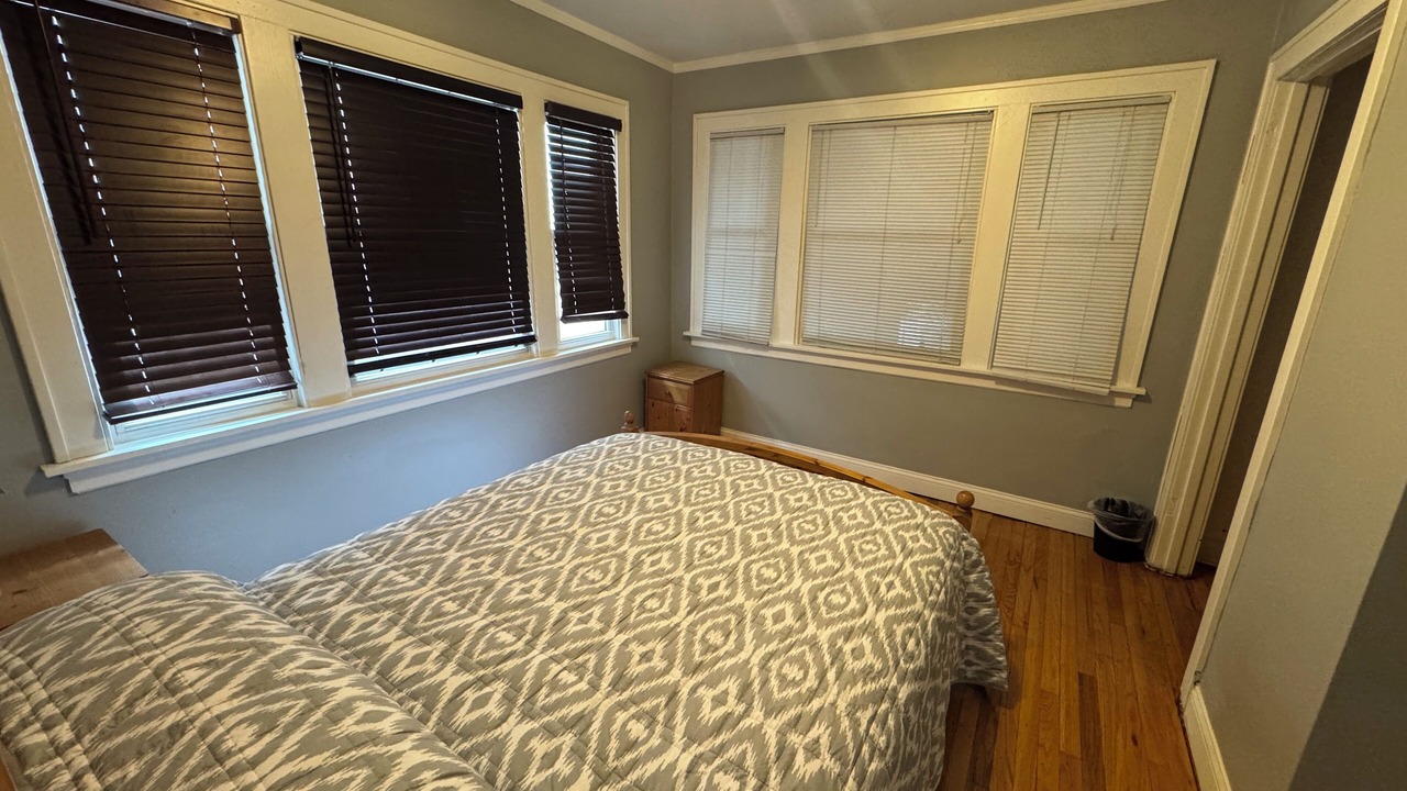 Photo of Bedroom in Chicago Lawn