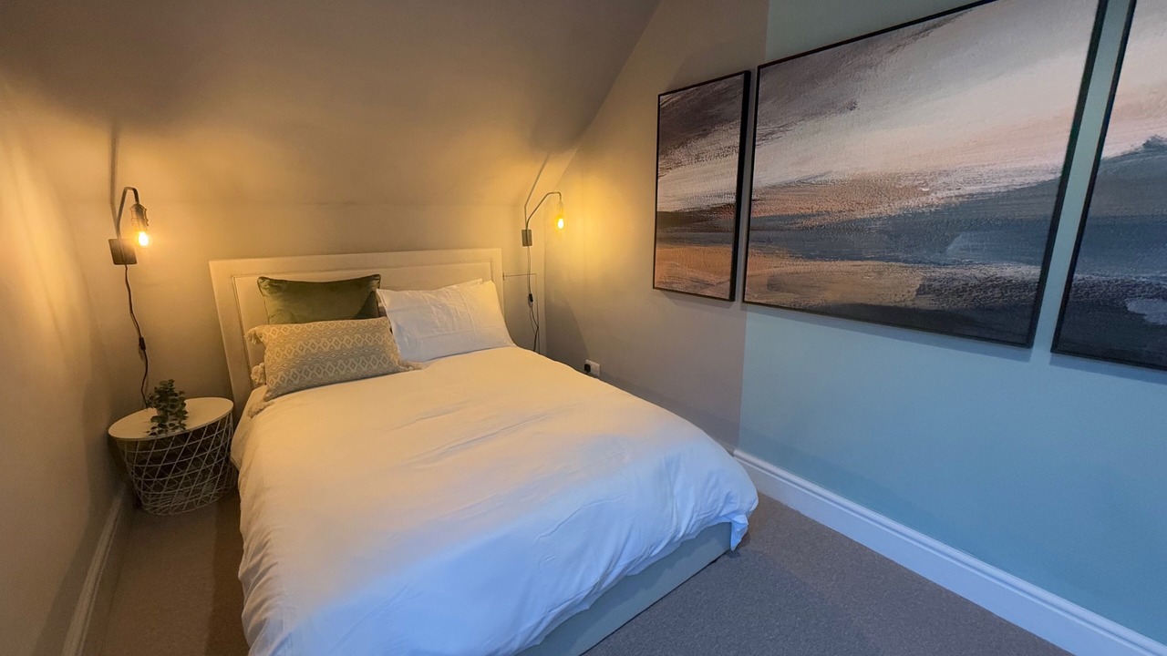 Photo of Bedroom in Chorlton-cum-Hardy