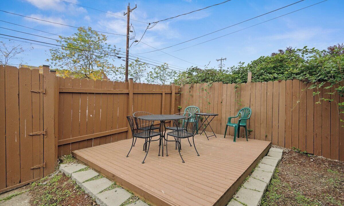 Photo of Outdoor in Lake Hills