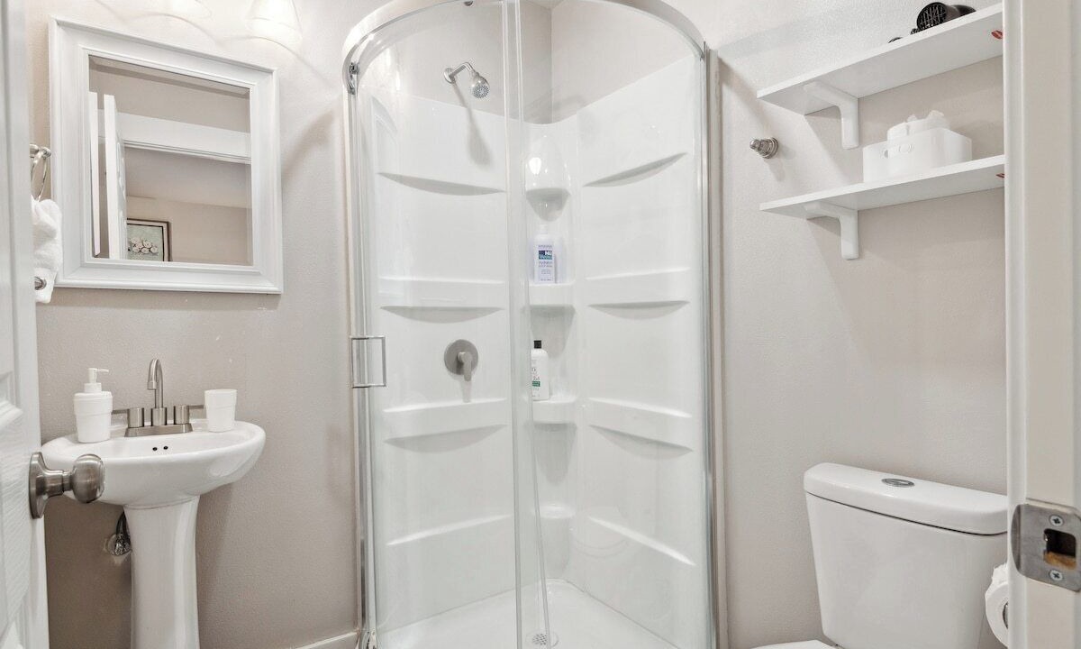 Photo of Bathroom in Lake Hills