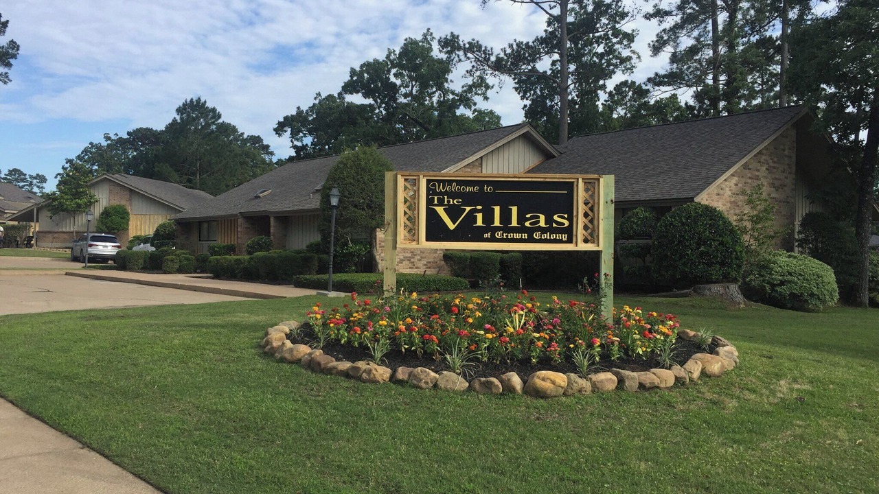 Photo of Outdoor in Crown Colony