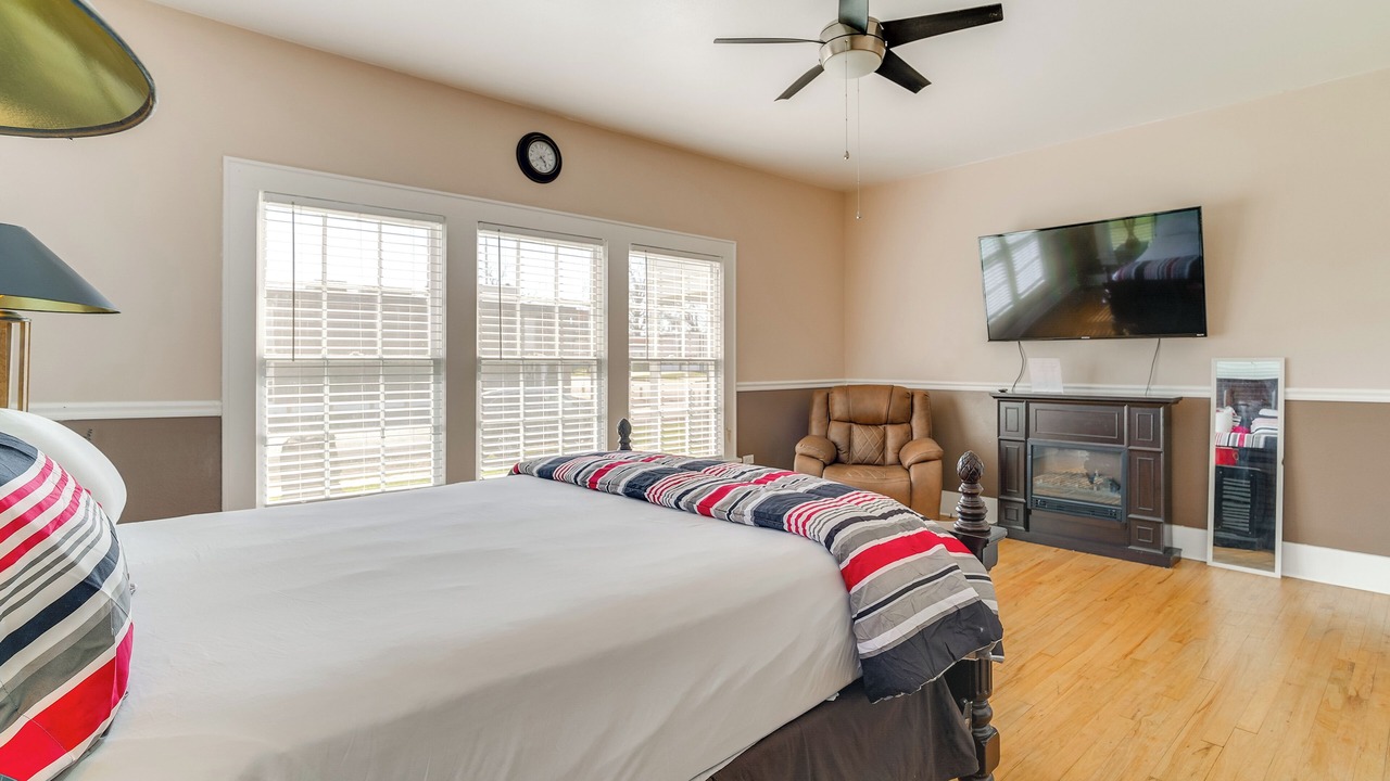 Photo of Bedroom in Vivian