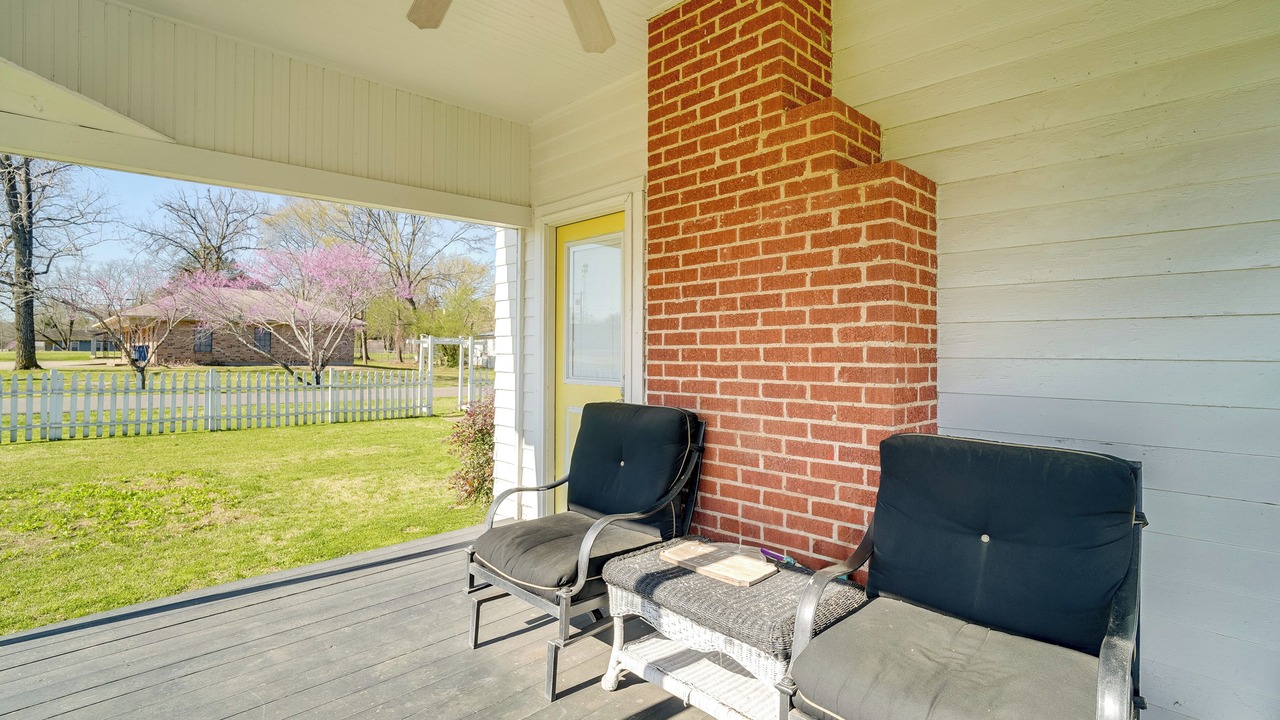 Photo of Outdoor in Vivian