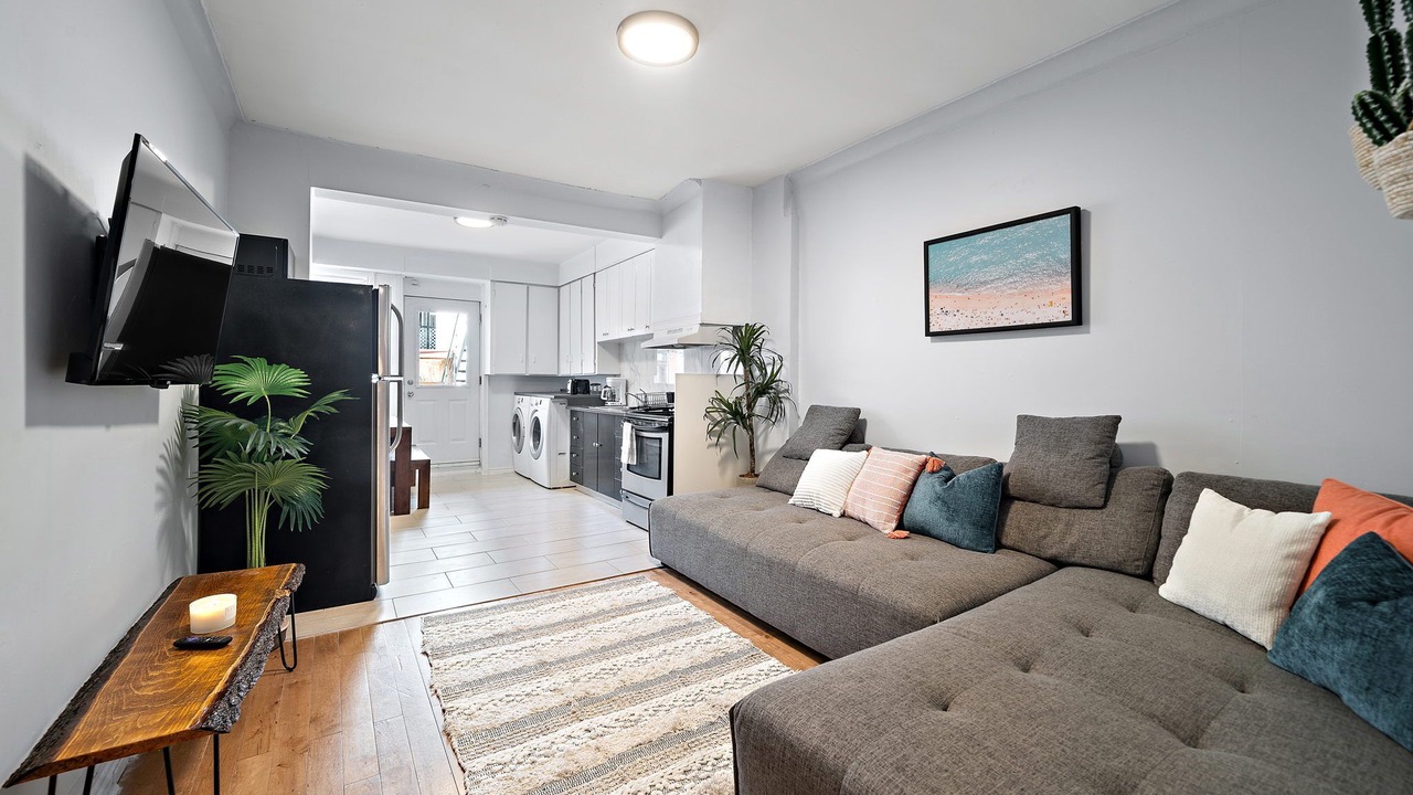 Photo of Livingroom in Mile End