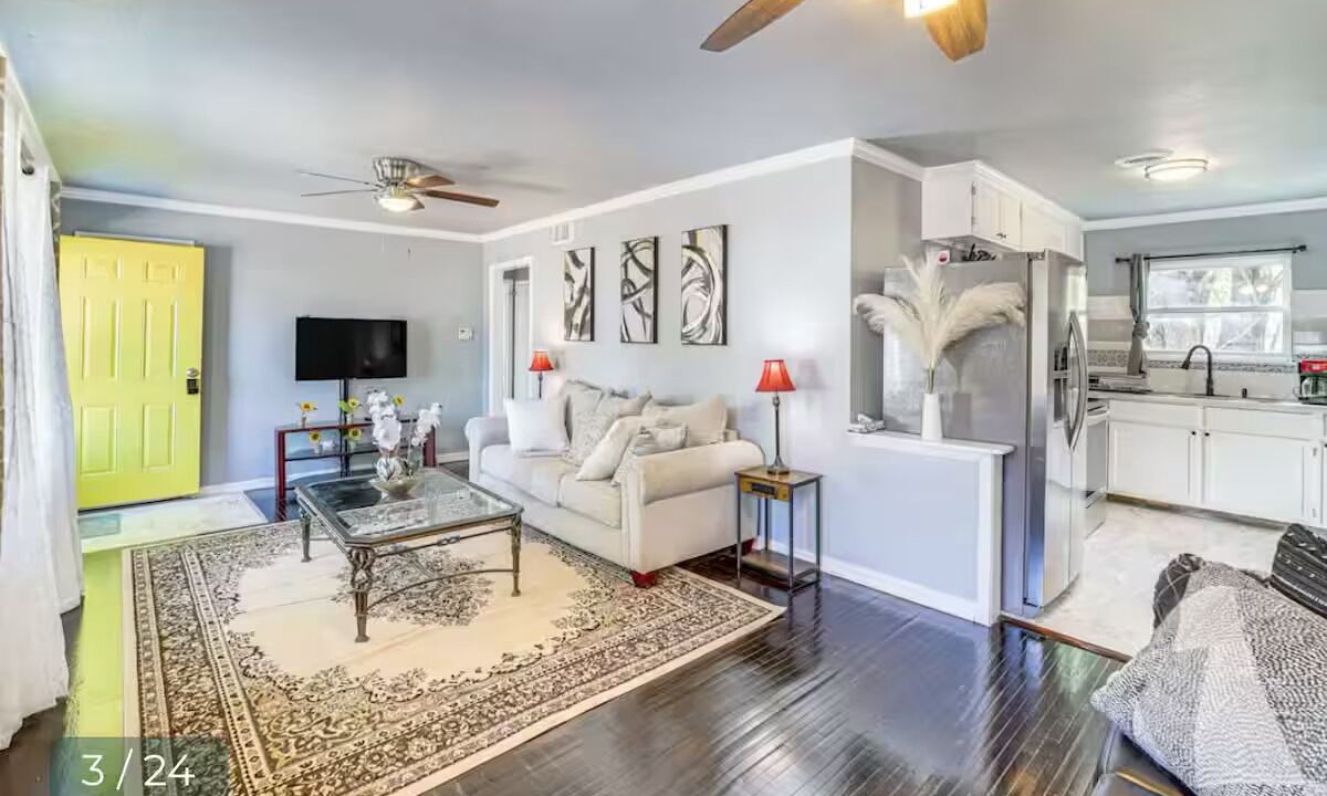 Photo of Livingroom in Tulsa