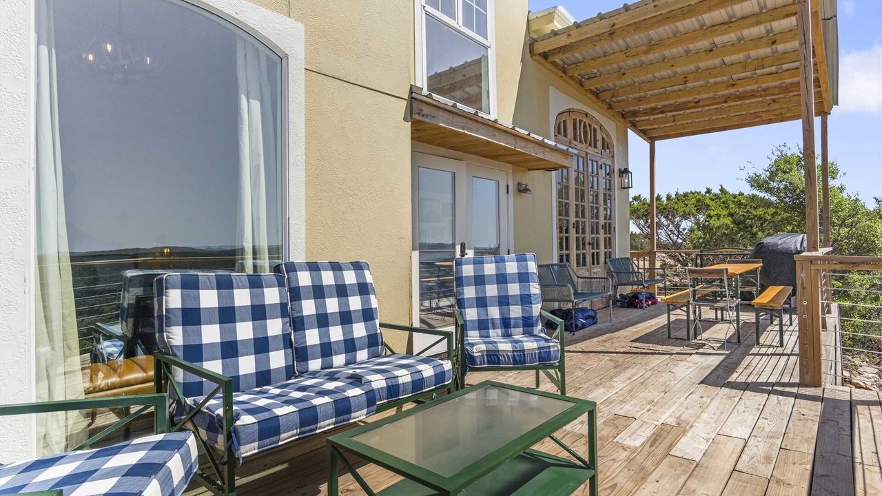 Photo of Patio Balcony in Leakey