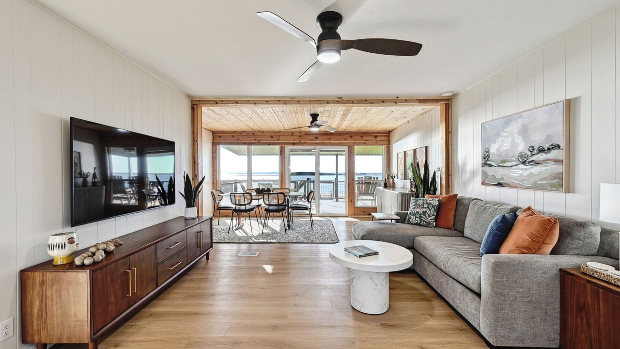 Photo of Livingroom in Tow