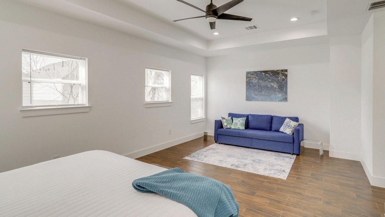 Photo of Bedroom in Garden Oaks