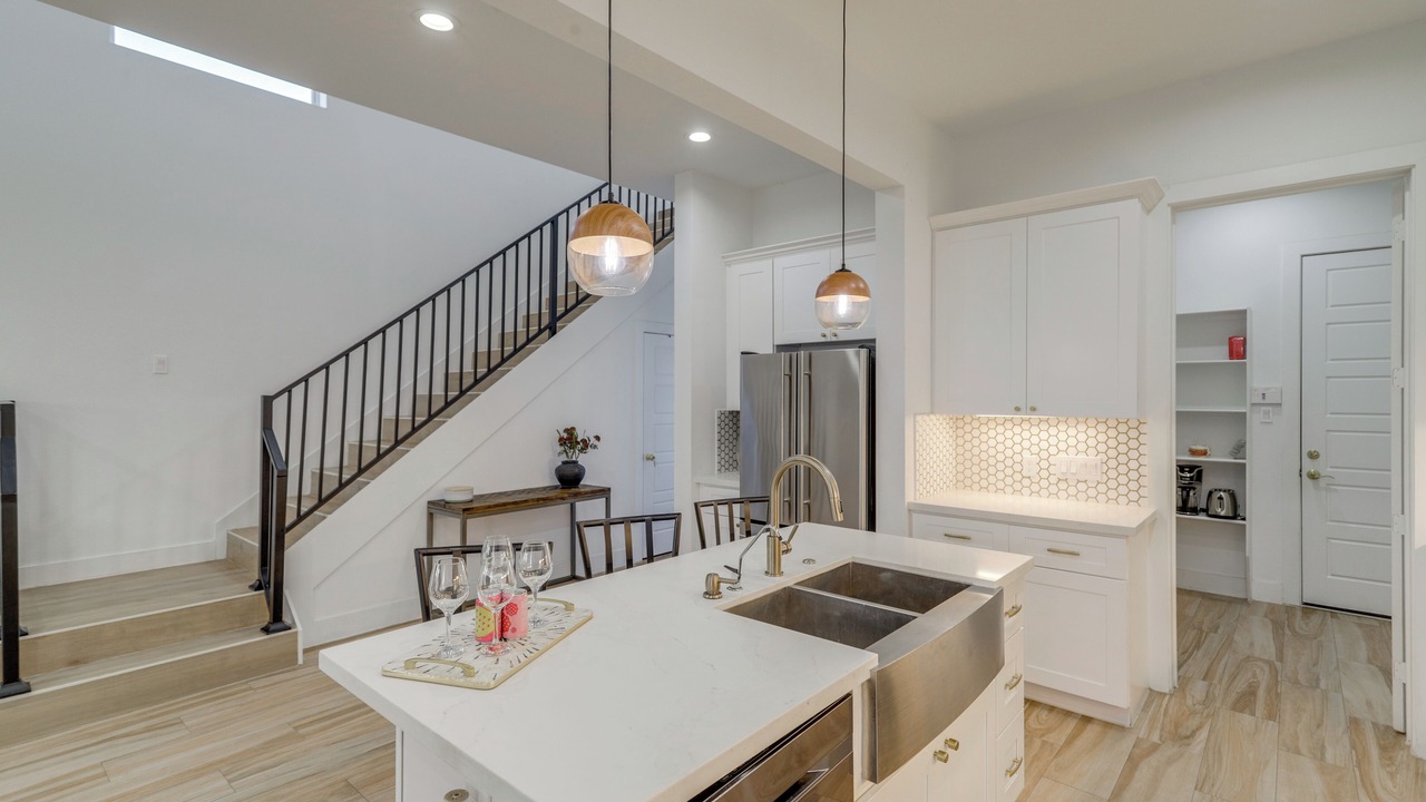 Photo of Kitchen in Garden Oaks