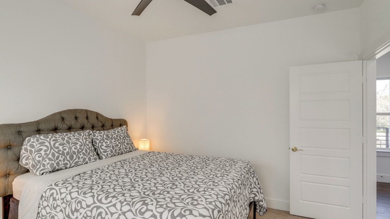 Photo of Bedroom in Garden Oaks