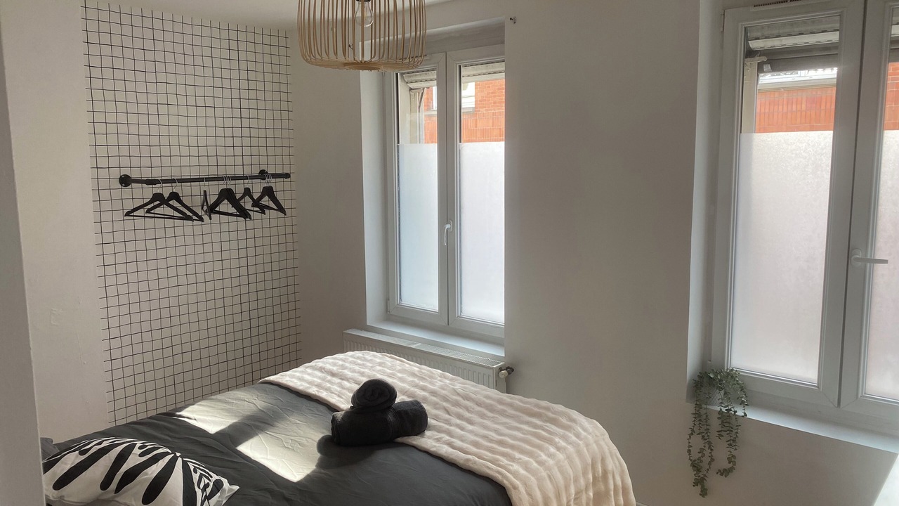 Photo of Bedroom in Douai