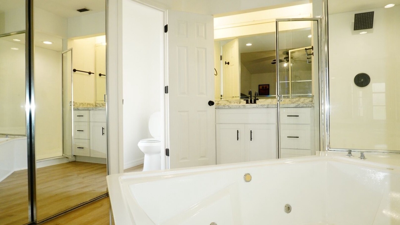 Photo of Bathroom in Oak Ridge