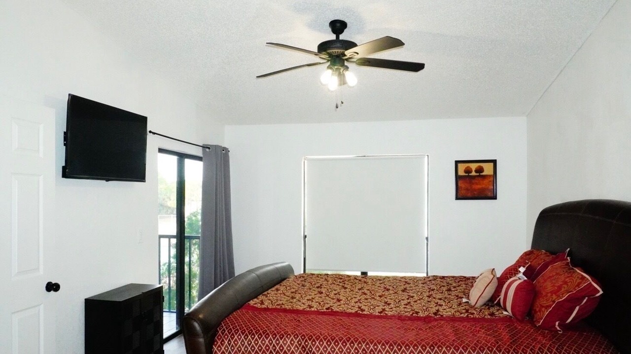 Photo of Bedroom in Oak Ridge