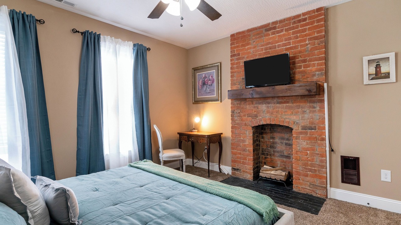 Photo of Bedroom in German Village