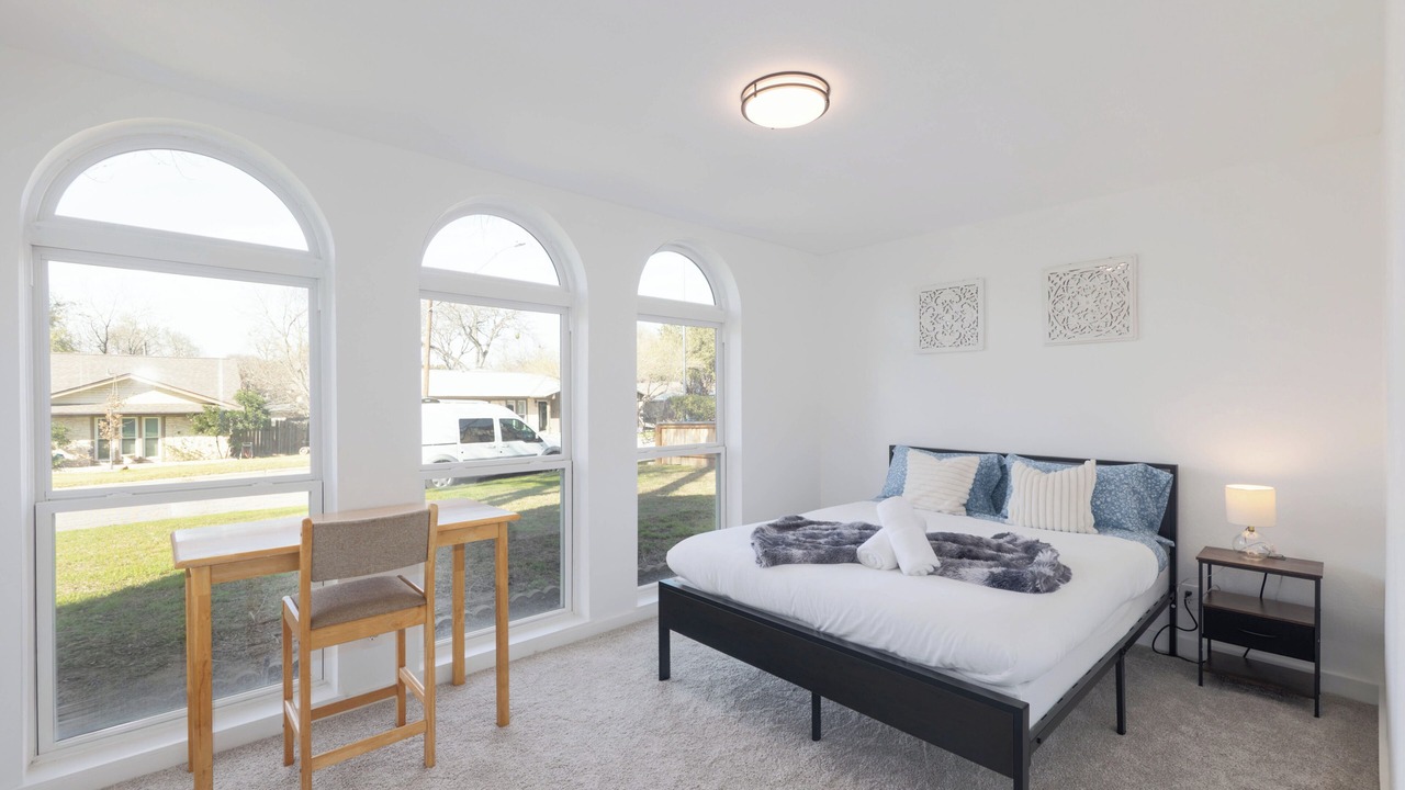 Photo of Bedroom in Pecan Springs Springdale
