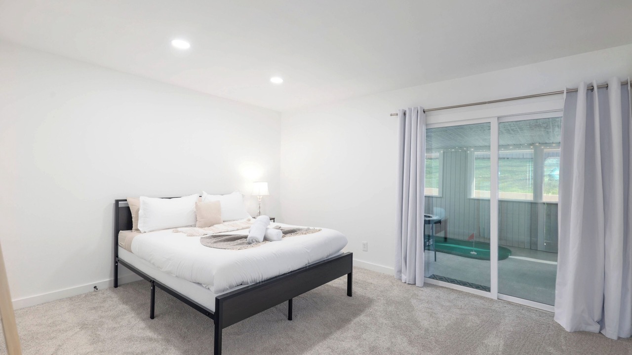 Photo of Bedroom in Pecan Springs Springdale