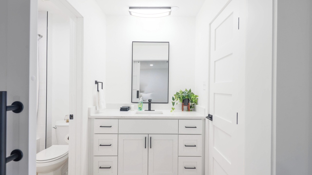 Photo of Bathroom in Pecan Springs Springdale