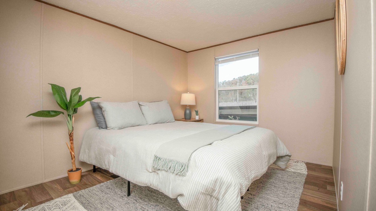 Photo of Bedroom in Greenway