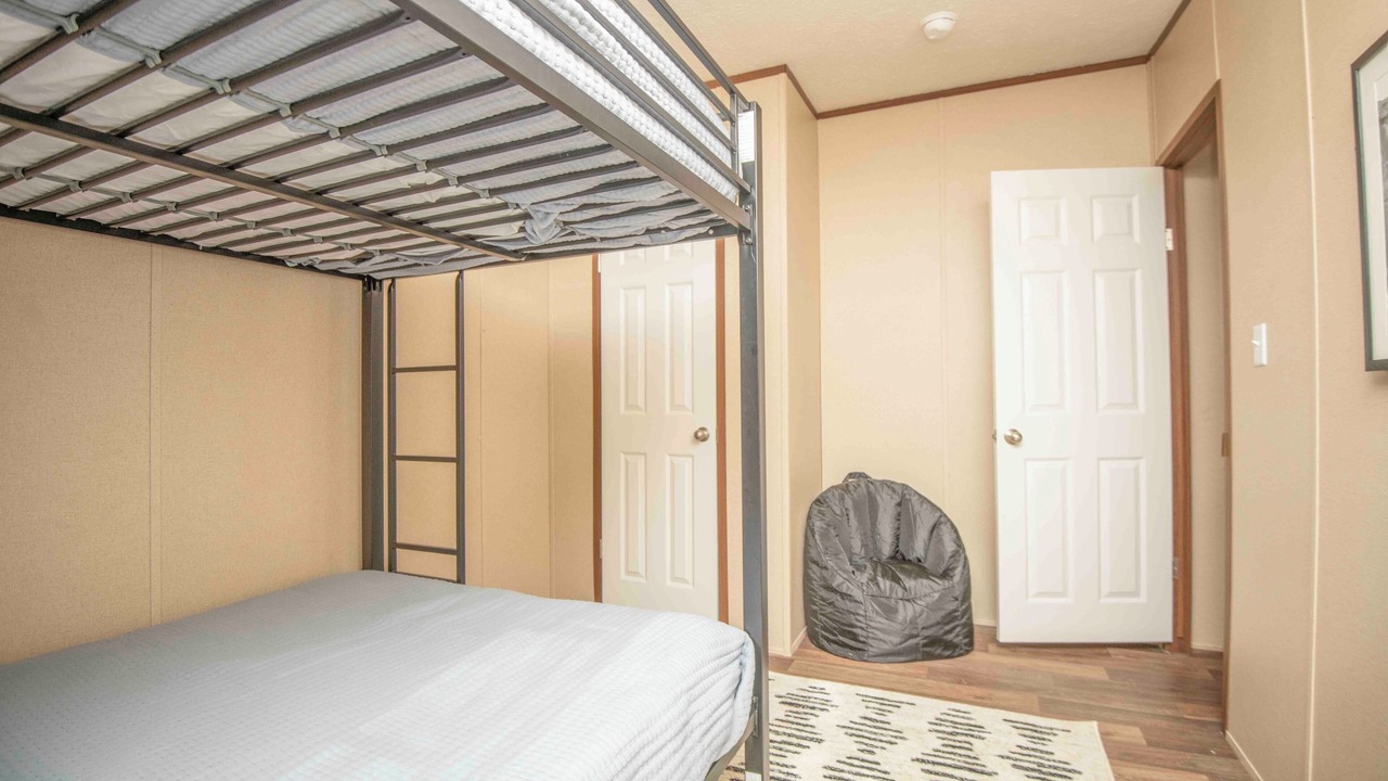 Photo of Bedroom in Greenway