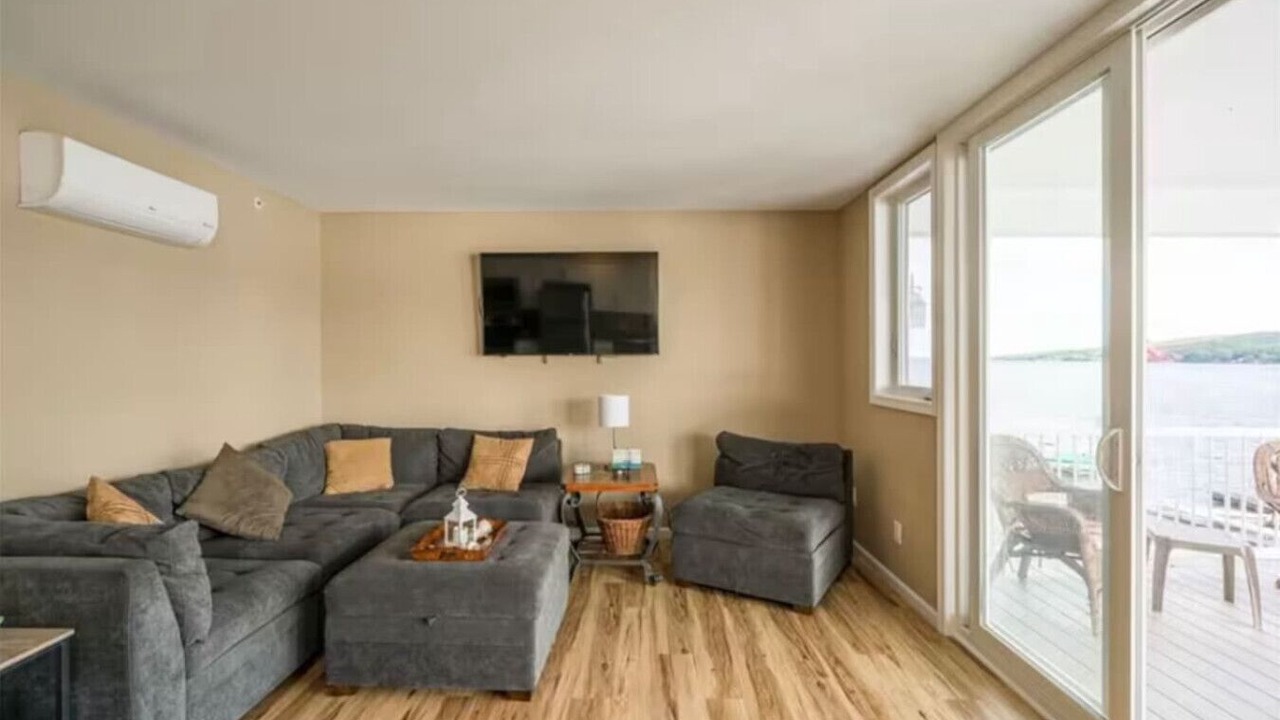 Photo of Livingroom in Conesus