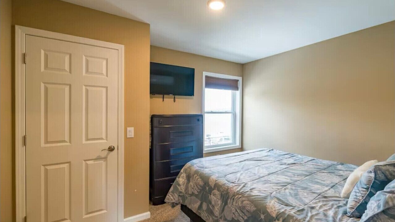 Photo of Bedroom in Conesus