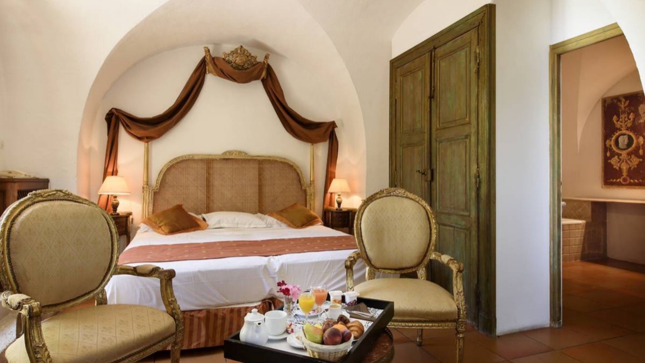 Photo of Bedroom in Floure