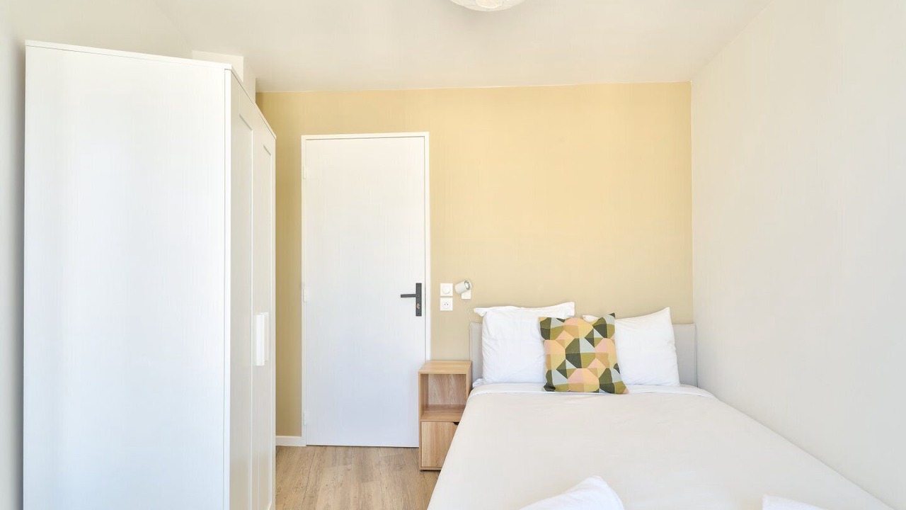 Photo of Bedroom in Bobigny