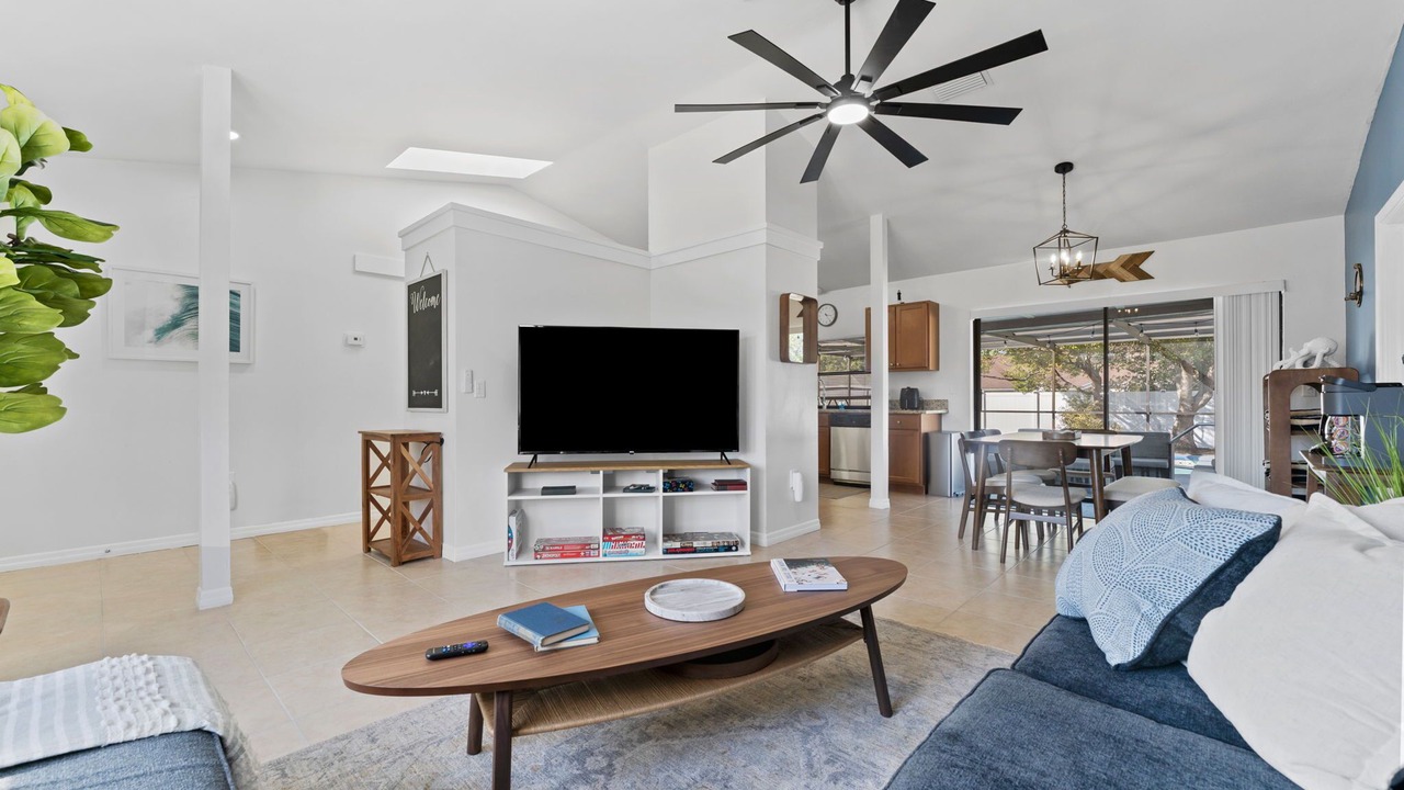 Photo of Livingroom in Spring Hill
