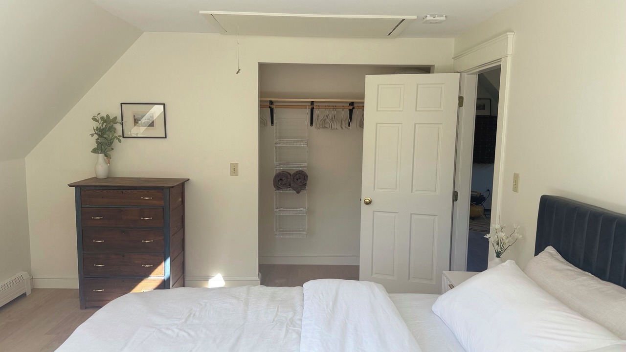 Photo of Bedroom in Mid-Coast and Islands